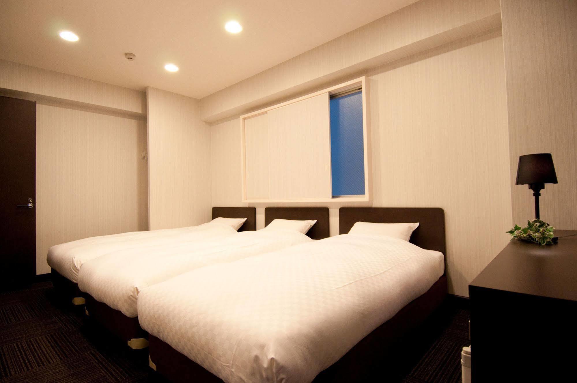 Hotel Lotus Umeda -Adult Only Osaka Buitenkant foto