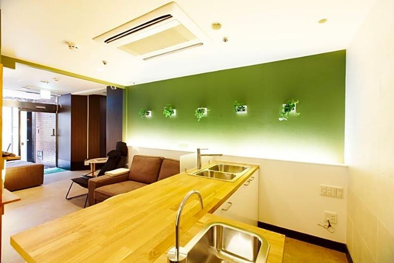 Hotel Lotus Umeda -Adult Only Osaka Buitenkant foto